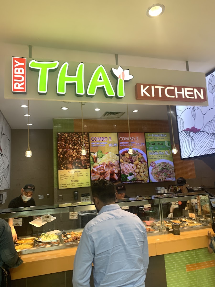 Ruby Thai Kitchen Wheaton